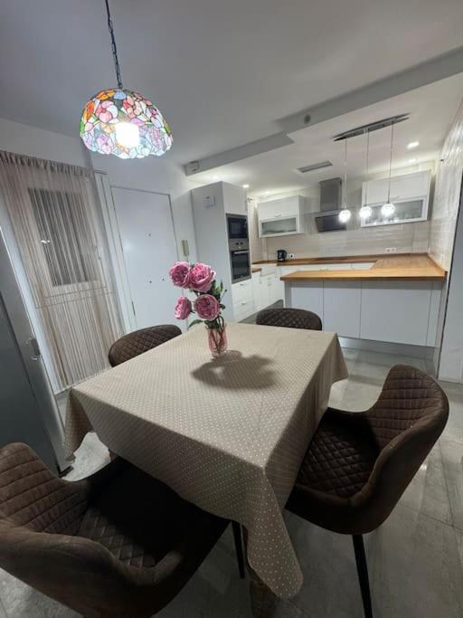 Casa Preciosa Ideal Para Familias Ла-Лінеа-де-ла-Консепсьйон Екстер'єр фото